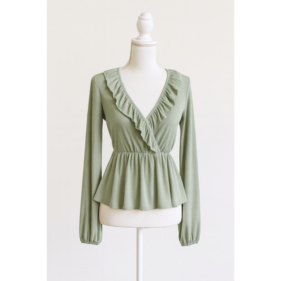 Peach Love California Sage Peplum Top NWT S Feminine Romantic Soft Girl Style - Picture 1 of 11